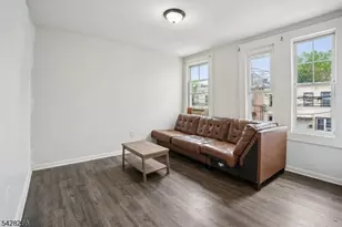 124 Highland Ave, Newark, NJ 07104 - Photo 9