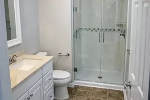 9 Krueger Ct, Newark, NJ 07103 - Photo 15