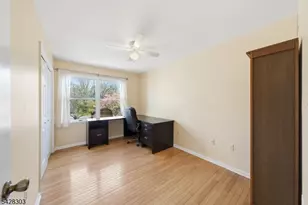 203 Knoll Way, Rocky Hill, NJ 08553 - Photo 17
