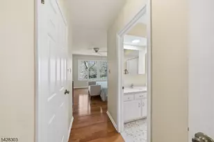 203 Knoll Way, Rocky Hill, NJ 08553 - Photo 15