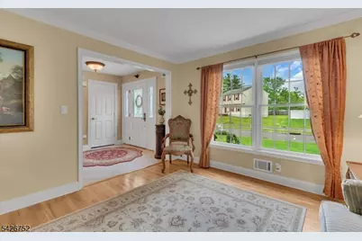 617 Van Liew Ct, Hillsborough Township, NJ 08844 - Photo 13