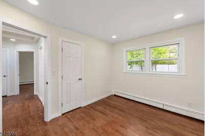 14 Lincoln Ave, West Milford, NJ 07480 - Photo 15
