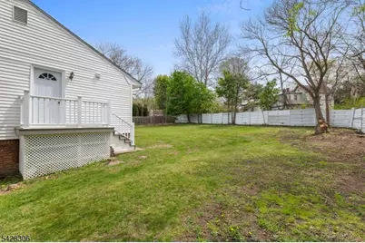 14 Lincoln Ave, West Milford, NJ 07480 - Photo 5