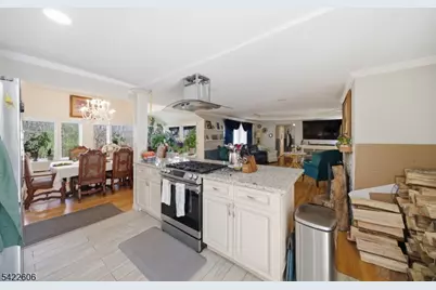 399 Springbrook Trl, Byram Township, NJ 07871 - Photo 5