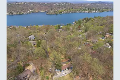399 Springbrook Trl, Byram Township, NJ 07871 - Photo 25