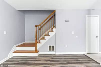 212 Village Cmns, Raritan Township, NJ 08822 - Photo 17