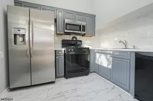 160 Brown Ave, Woodbridge Township, NJ 08830 - Photo 7