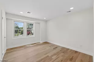 909 Ridgewood Rd, Millburn, NJ 07041 - Photo 17
