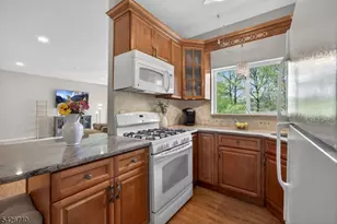 919 Burgundy Way, Wayne, NJ 07470 - Photo 13
