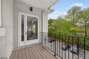 919 Burgundy Way, Wayne, NJ 07470 - Photo 9