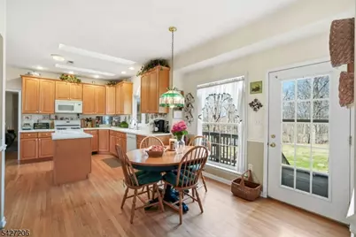 140 Bunker Hill Rd, Franklin Township, NJ 08540 - Photo 11