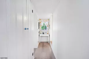 81 Turtleback Rd, Washington Township, NJ 07853 - Photo 17
