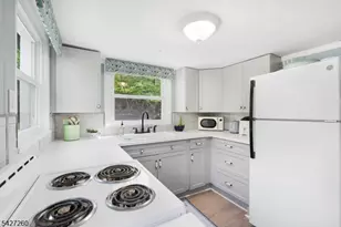 81 Turtleback Rd, Washington Township, NJ 07853 - Photo 13