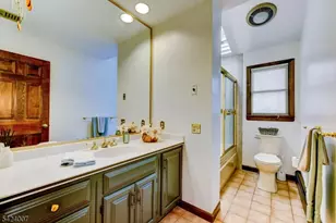 15 Shaffer St, Branchburg Township, NJ 08876 - Photo 17