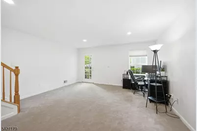 214 Swathmore Dr, Nutley, NJ 07110 - Photo 33