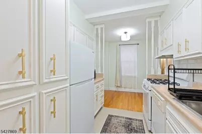 100 E Palisade Ave, Englewood, NJ 07631 - Photo 3