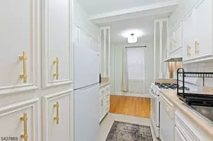 100 E Palisade Ave, Englewood, NJ 07631 - Photo 3