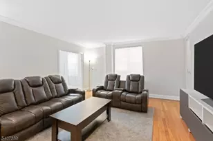 100 E Palisade Ave, Englewood, NJ 07631 - Photo 11