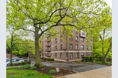 100 E Palisade Ave, Englewood, NJ 07631 - Photo 1