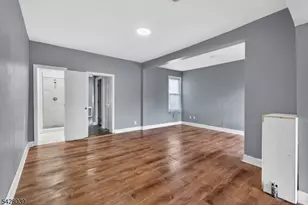 127 Lyons Ave, Newark, NJ 07112 - Photo 9