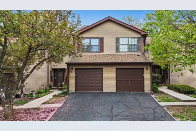 71 Bayberry Dr, Franklin Township, NJ 08873 - Photo 1