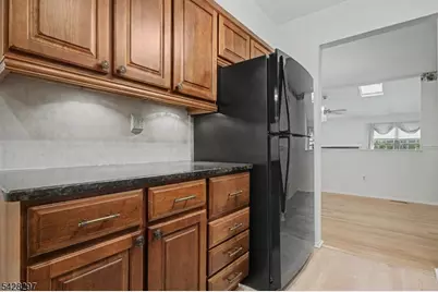 71 Bayberry Dr, Franklin Township, NJ 08873 - Photo 5