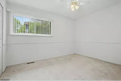 71 Bayberry Dr, Franklin Township, NJ 08873 - Photo 19
