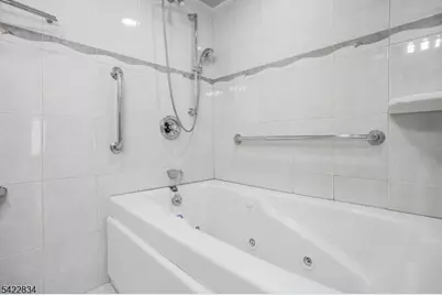3 Shawnee Rd, Cranford Township, NJ 07016 - Photo 27