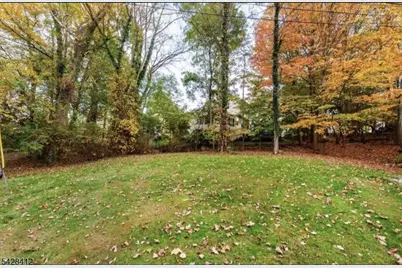 3 Undercliff Ln, Lincoln Park, NJ 07035 - Photo 3