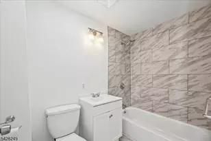 270-270A Sitgreaves St, Phillipsburg, NJ 08865 - Photo 11