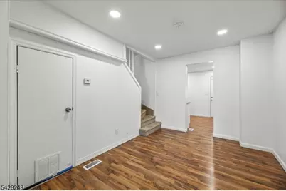 270-270A Sitgreaves St, Phillipsburg, NJ 08865 - Photo 3