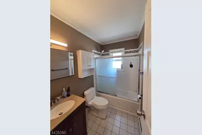 388 Hoover Ave, Bloomfield, NJ 07003 - Photo 5