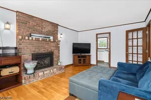 18 Weavers Ln, Readington, NJ 08889 - Photo 11