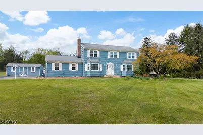 18 Weavers Ln, Readington, NJ 08889 - Photo 1