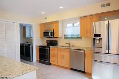 51 Taurus Dr, Hillsborough Township, NJ 08844 - Photo 9