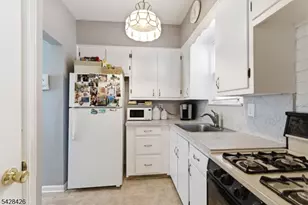 107 Mt Prospect Ave, Clifton, NJ 07013 - Photo 5