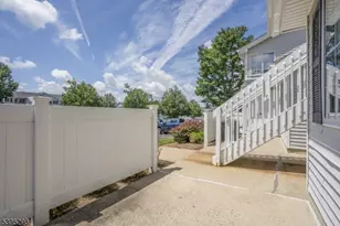 29 Cheswich Ct Ondo, Bedminster Township, NJ 07921 - Photo 11
