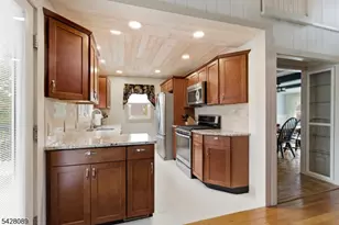 52 Cascade Way, Butler, NJ 07405 - Photo 17