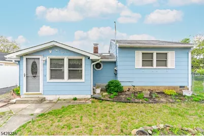 172 Cherry Quay Rd, Brick Twp., NJ 08723 - Photo 1