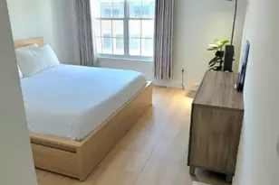 7 Soho Dr, Jersey City, NJ 07305 - Photo 5
