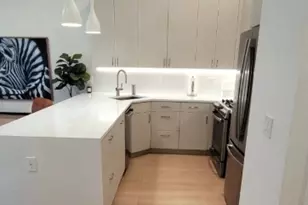 7 Soho Dr, Jersey City, NJ 07305 - Photo 3