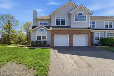 109 Castle Pointe Blvd, Piscataway Township, NJ 08854 - Photo 1