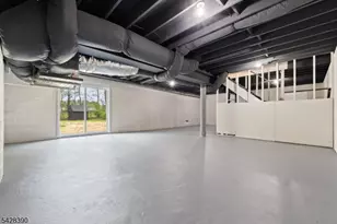 128 Big Piece Rd, Fairfield, NJ 07004 - Photo 37