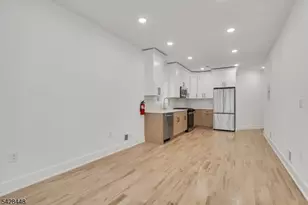 196 Taylor St, Orange, NJ 07050 - Photo 3