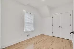 196 Taylor St, Orange, NJ 07050 - Photo 5