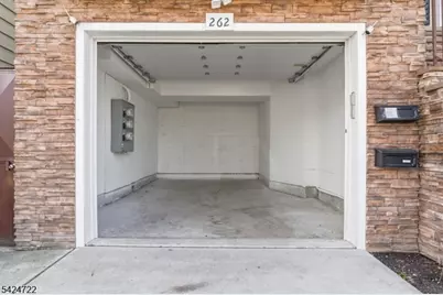 262 2nd Ave, Newark, NJ 07107 - Photo 19