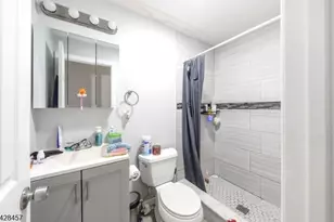 1007 Julia St, Elizabeth, NJ 07201 - Photo 5
