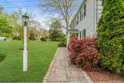 78 Ambar Pl, Bernardsville, NJ 07924 - Photo 3