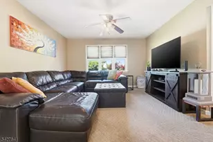 71 Hackberry Pl, Clifton, NJ 07013 - Photo 5