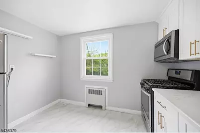 445 Morris Ave #14, Springfield Twp., NJ 07081 - Photo 11